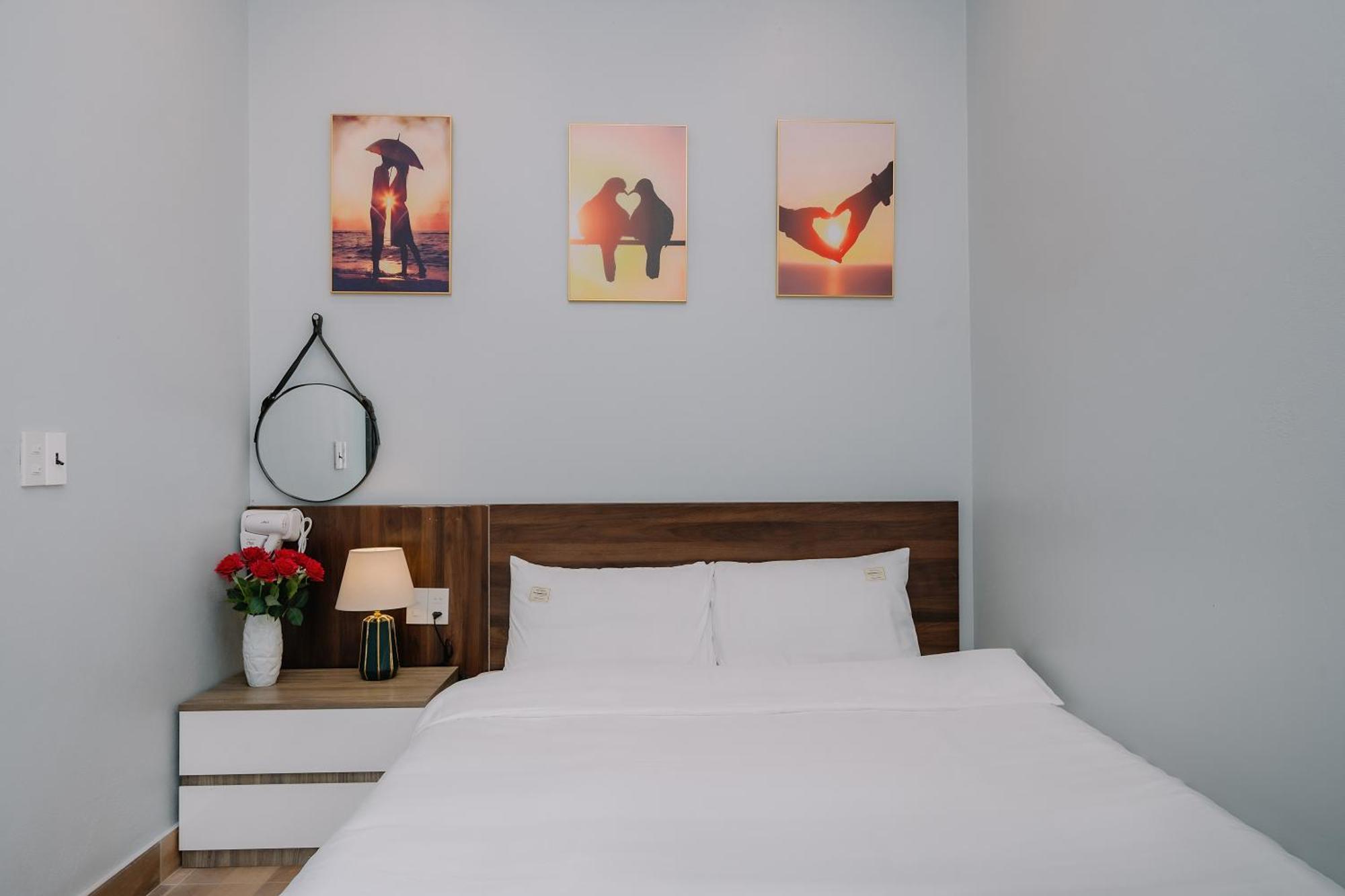 Napoli Hostel Chan Chau Phòng bức ảnh